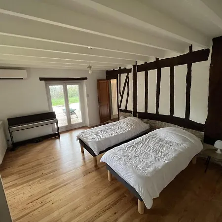 Maison Familiale Proche & Golf Casteljaloux Βίλα